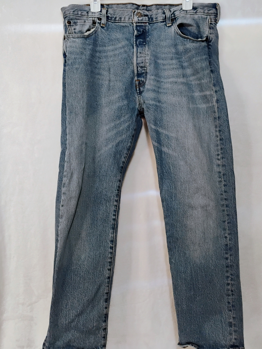 Levi's 501 Button Fly Mens 36x29 Denim Blue Jeans Straight Leg Casual Comfort S - Picture 2 of 6